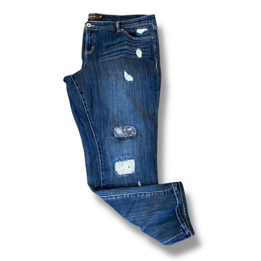Size 22R Torrid Womens Distressed Boyfriend Jeans Plus‎ Size Patches